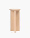 Affe pedestal in solid wood, showcasing Scandinavian design elegance for modern interiors.